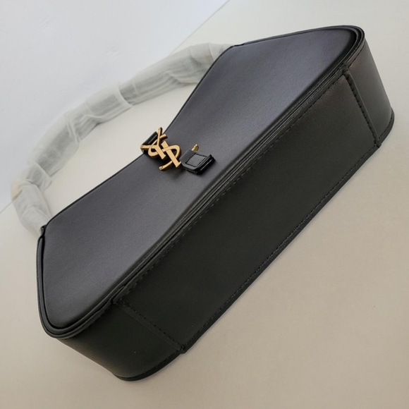 Saint Laurent Black Shoulder Bag - Picture 13 of 16